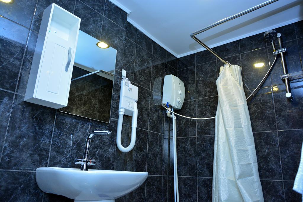 Sanahin Bridge Hotel Алаверді Екстер'єр фото